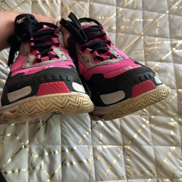 Authentic Balenciaga triple sneaker size 8 - Picture 9 of 17